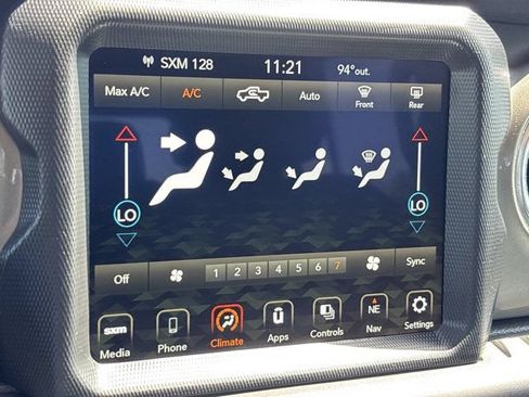 Used 2023 Jeep Gladiator Overland AWD/4WD image 30