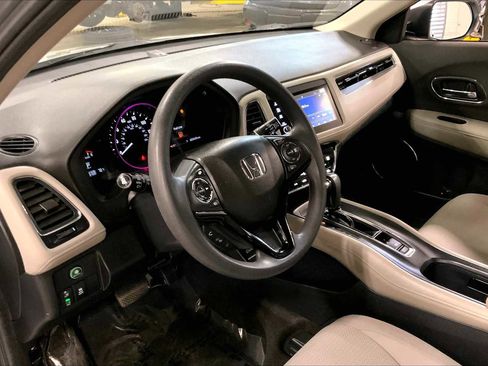 Used 2019 Honda HR-V EX image 18