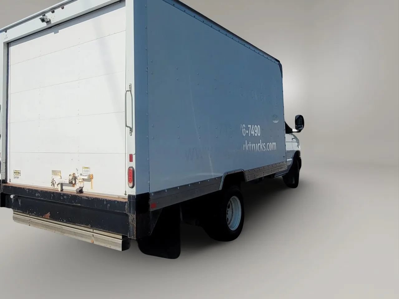 Used 2021 Ford E-450 and Econoline 450 Super Duty RWD image 12