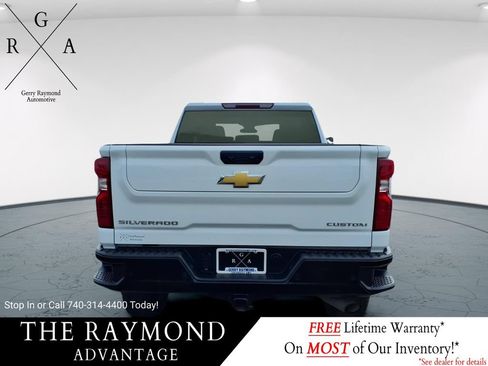 Used 2024 Chevrolet Silverado 2500 Custom w/ Custom Value Package AWD/4WD image 6