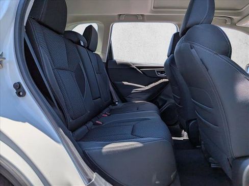 Used 2023 Subaru Forester Premium AWD/4WD image 19