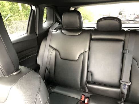 Used 2022 Jeep Compass High Altitude AWD/4WD image 14
