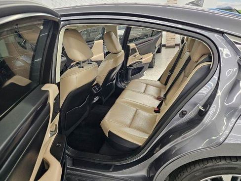 Used 2021 Lexus ES 300h w/ Premium Package FWD image 9