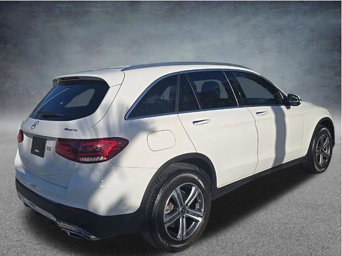 Used 2022 Mercedes-Benz GLC 300 4MATIC w/ Multimedia Package Lite image 5
