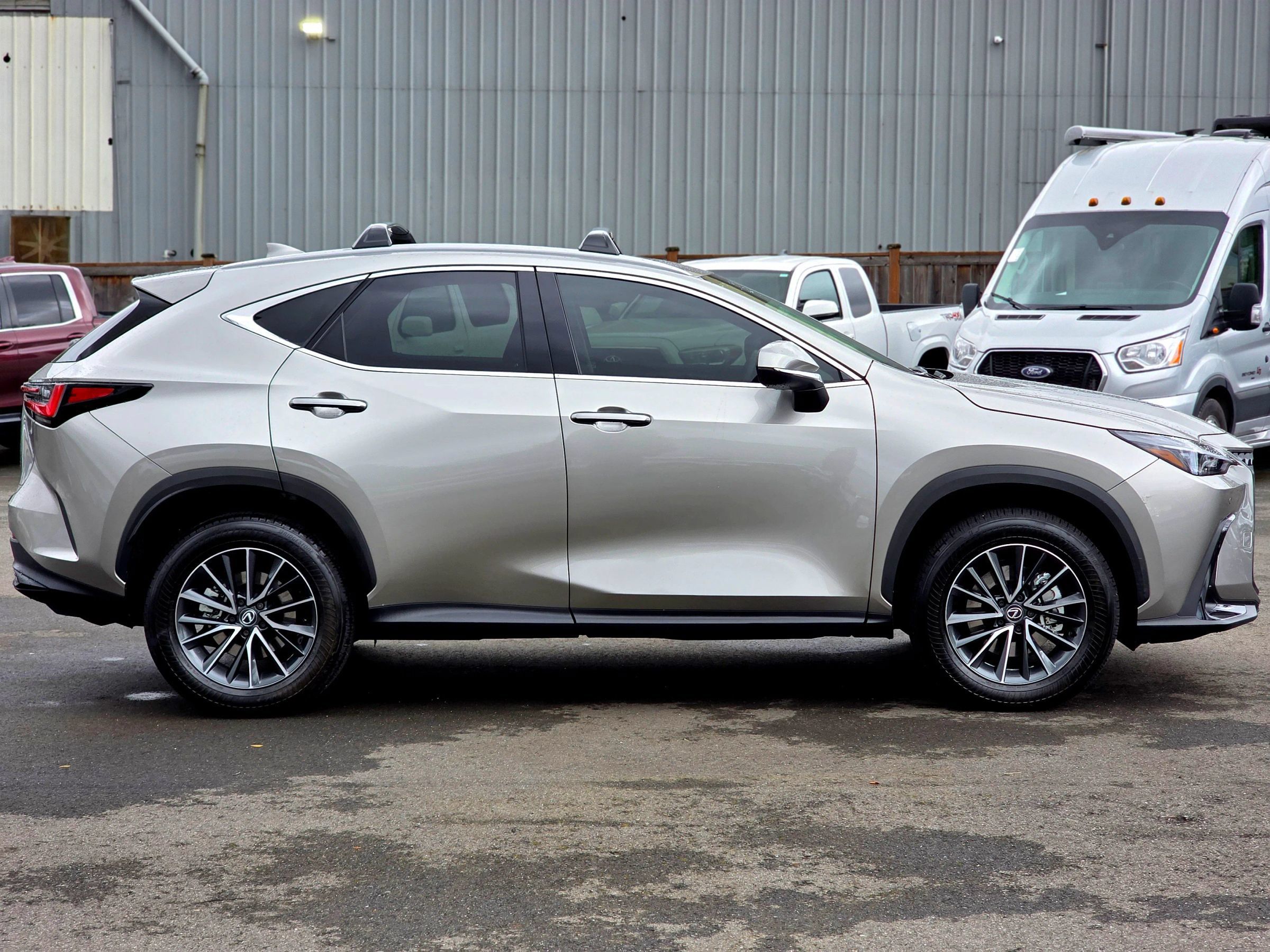 Used 2025 Lexus NX 350 AWD w/ Premium Package image 8