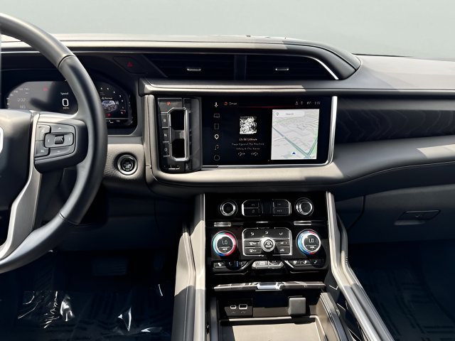 Used 2023 GMC Yukon Denali AWD/4WD image 17
