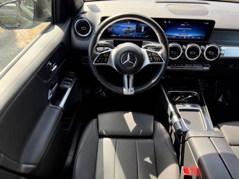Certified 2025 Mercedes-Benz GLB 250 image 15