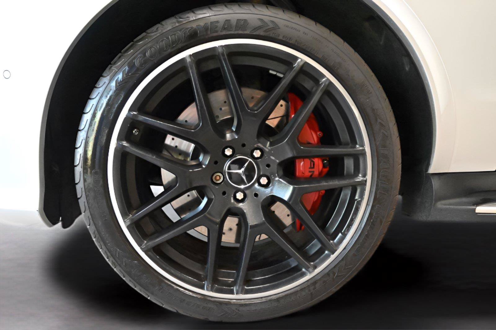 Used 2016 Mercedes-Benz GLE 63 AMG 4MATIC image 34