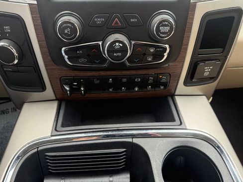 Used 2018 RAM 3500 Laramie AWD/4WD image 19