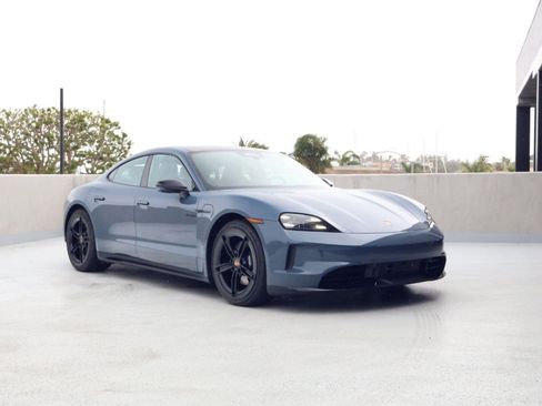 New 2026 Porsche Taycan image 7