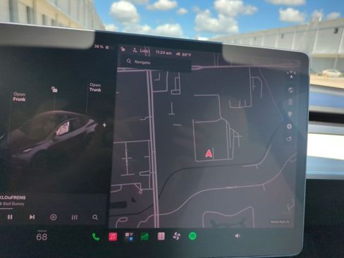 Used 2021 Tesla Model Y Long Range AWD/4WD image 12