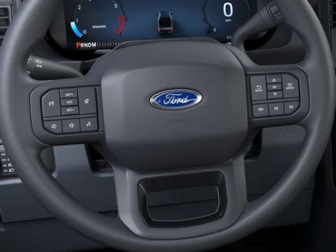 New 2026 Ford F250 XLT w/ XLT Premium Package AWD/4WD image 12