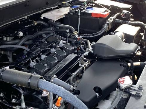 Used 2024 Honda CR-V EX image 16