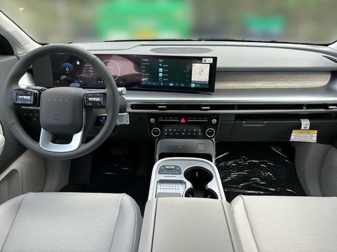 New 2026 Hyundai Ioniq 9 SEL image 11