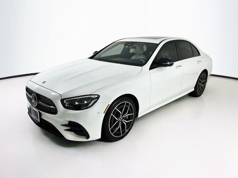 Used 2022 Mercedes-Benz E 350 Sedan image 3