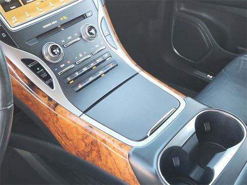 Used 2019 Lincoln Nautilus Select w/ Cargo Utility Package image 20