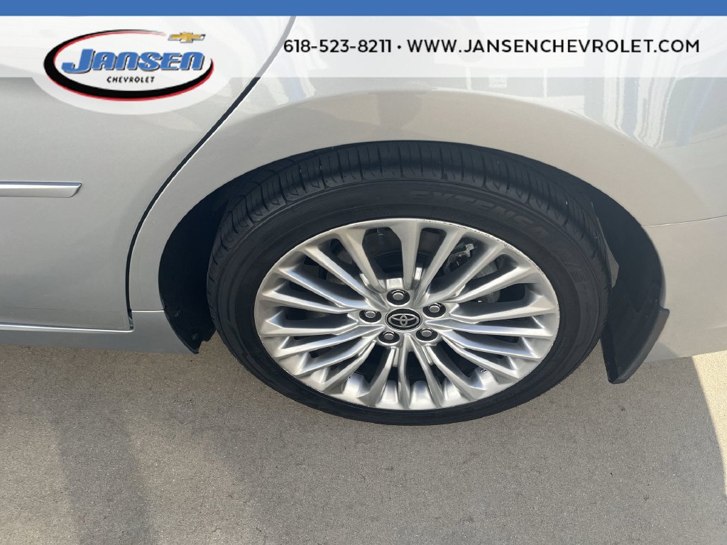 Used 2021 Toyota Avalon Limited w/ Advanced Safety Package FWD image 33