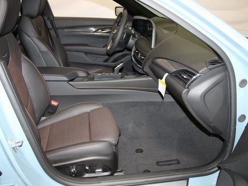 Used 2025 Cadillac CT5 V image 14