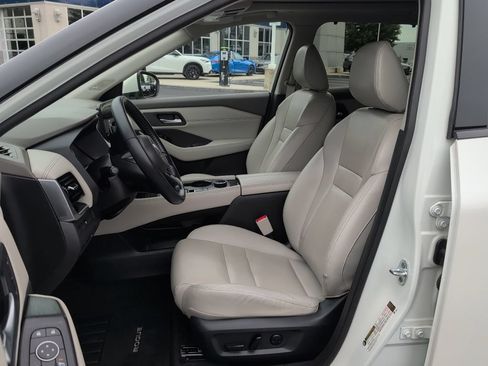 Used 2023 Nissan Rogue SL w/ SL Premium Package AWD/4WD image 13