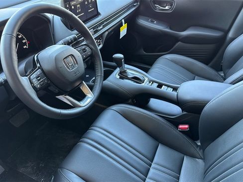 New 2026 Honda HR-V EX-L image 7