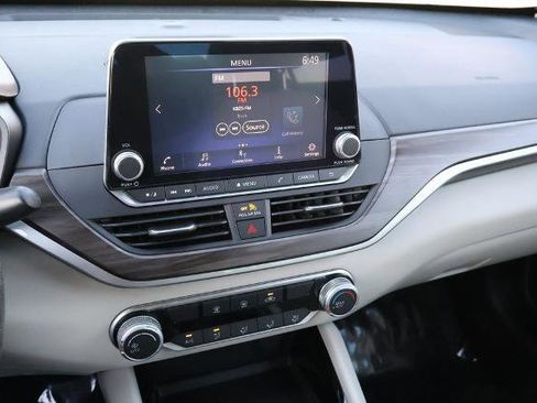 Certified 2024 Nissan Altima 2.5 SV image 18