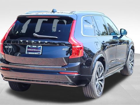 Used 2023 Volvo XC90 B5 Core w/ Protection Package Premier AWD/4WD image 8