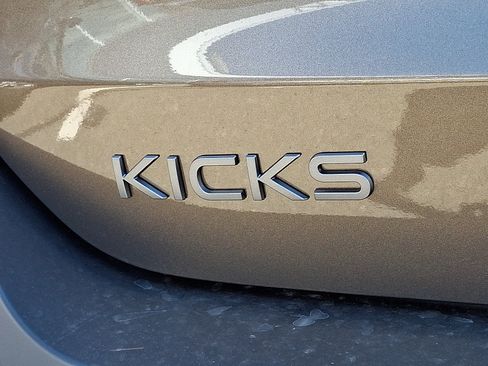 New 2026 Nissan Kicks SV w/ Cold Weather Package AWD/4WD image 23