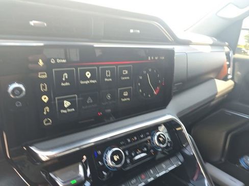 Used 2025 GMC Sierra 1500 Denali image 16