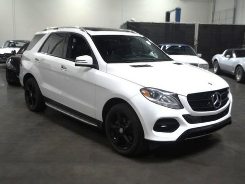 Used 2016 Mercedes-Benz GLE 350 image 3