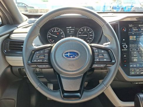 Used 2026 Subaru Forester Premium AWD/4WD image 21