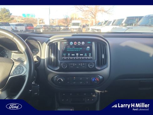 Used 2016 Chevrolet Colorado Z71 image 12