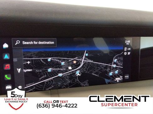 Used 2022 Porsche Taycan image 18