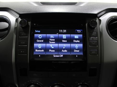 Used 2016 Toyota Tundra SR5 w/ SR5 Upgrade Package image 16