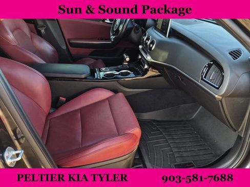 Used 2020 Kia Stinger GT-Line w/ Sun & Sound Package image 13