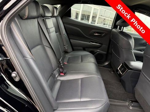 Used 2026 Toyota Crown XLE image 12