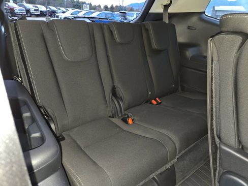 Certified 2025 Subaru Ascent Premium image 16