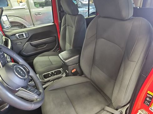 Used 2023 Jeep Wrangler Unlimited Sport AWD/4WD image 14