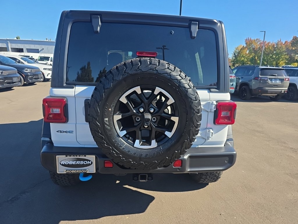 Used 2024 Jeep Wrangler Unlimited Rubicon 4xe w/ Technology Group AWD/4WD image 4