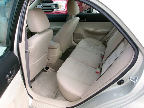 Used 2005 MAZDA MAZDA6 i FWD image 6