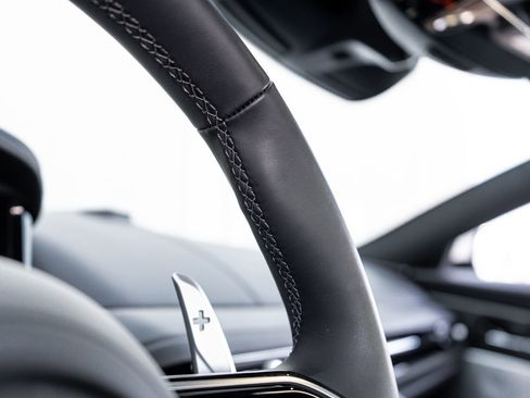 Used 2026 Aston Martin DB12 Coupe RWD image 33