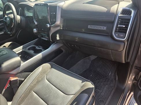 Used 2023 RAM 1500 Laramie AWD/4WD image 17