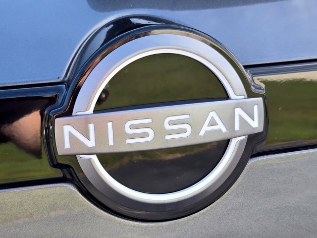 Used 2025 Nissan Pathfinder Rock Creek AWD/4WD image 17