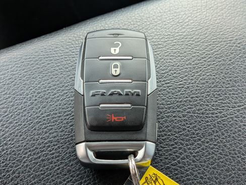 Used 2022 RAM 1500 Big Horn RWD image 30