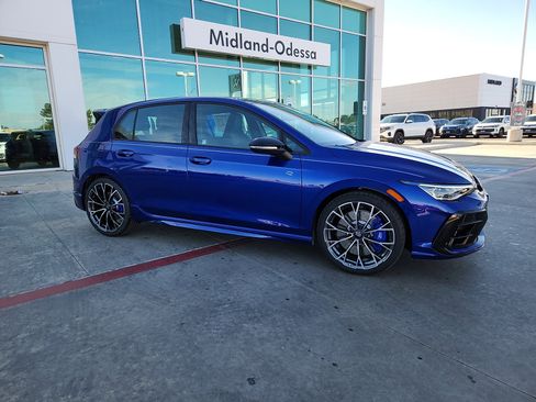 New 2026 Volkswagen Golf image 8