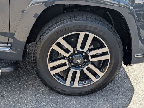 Used 2024 Toyota 4Runner Limited image 20