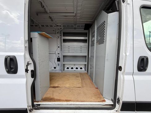 Used 2022 RAM ProMaster 2500 image 9