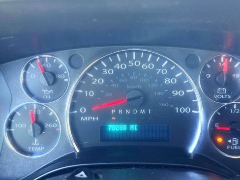 Used 2020 GMC Savana 3500 w/ Driver Convenience Package RWD image 17