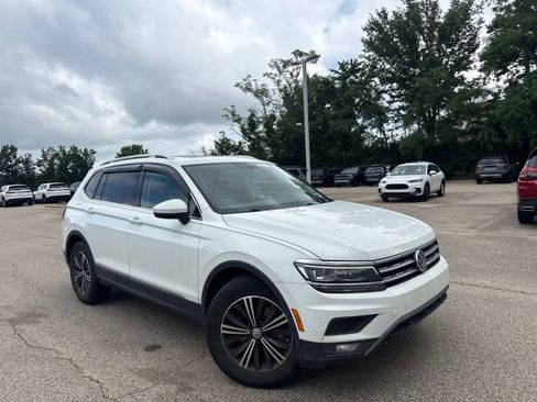 Used 2019 Volkswagen Tiguan SEL Premium AWD/4WD image 18