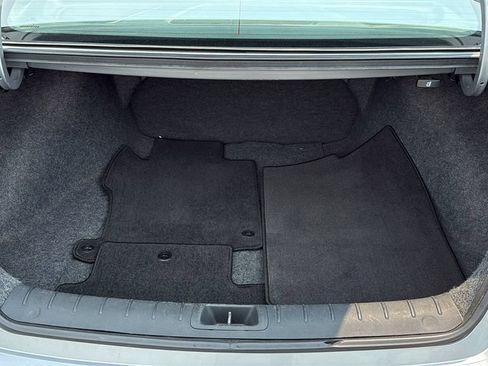 Used 2017 Honda Accord EX-L image 25