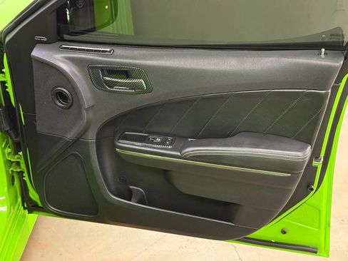 Used 2017 Dodge Charger SRT Hellcat w/ Harman/Kardon Audio Group RWD image 20